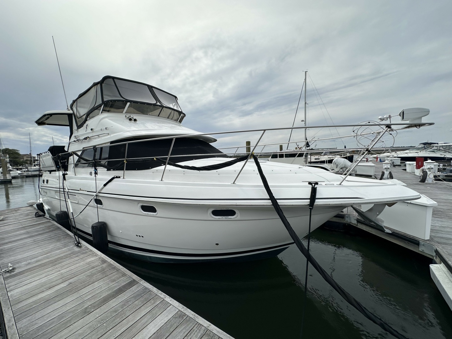 1998 Cruisers Yachts 3650 Aft Cabin in seabrook island SC