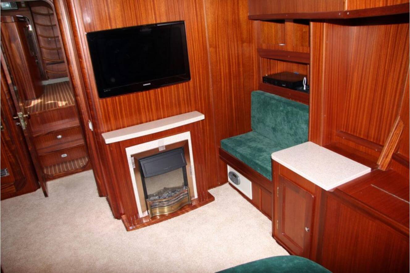 A photo of this 2006 Bsy BSY 57