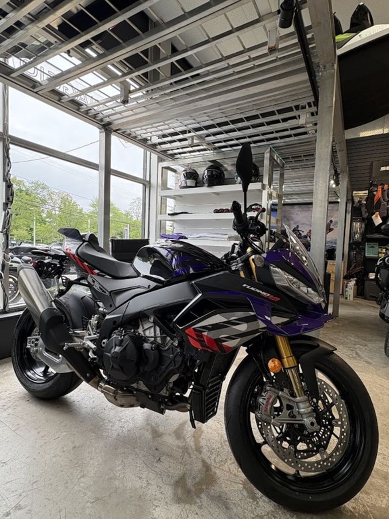 2027 Aprilia® TUONO in Huntington Station, NY