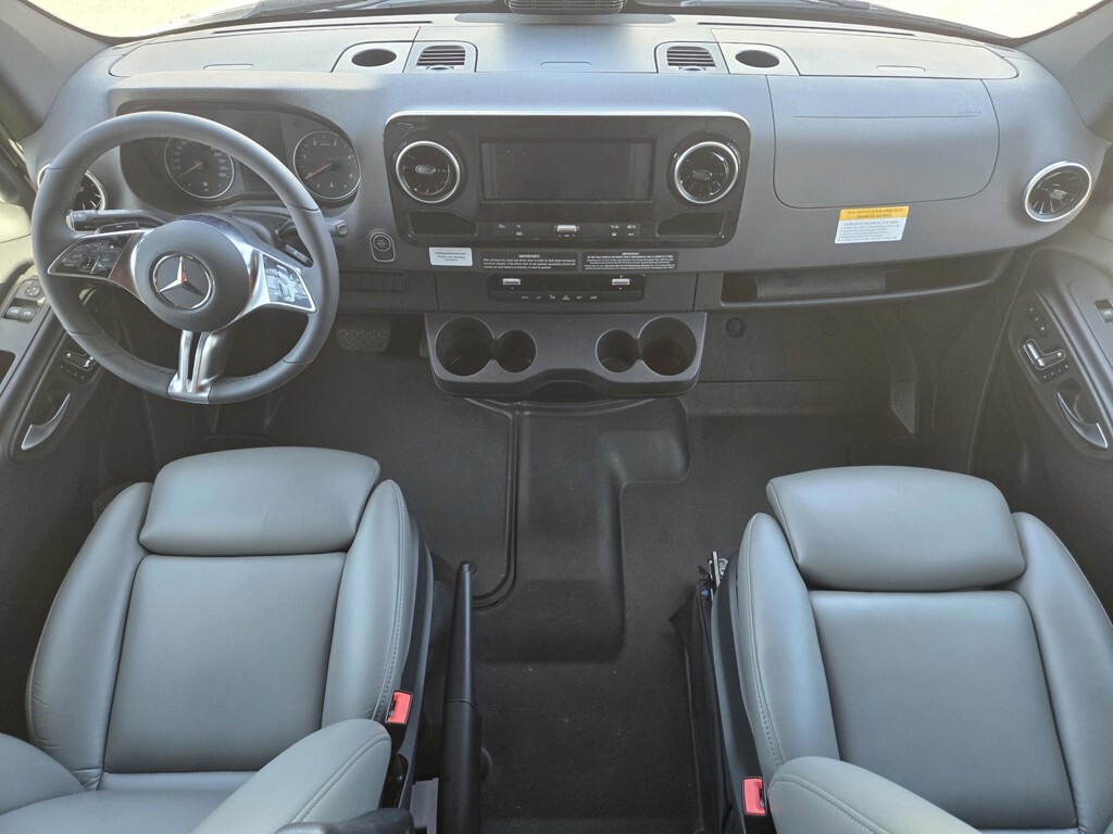 2026 Grand Design Lineage Series M 25FW in ripon CA