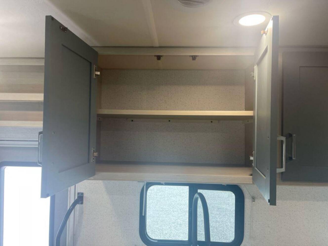 A photo of this 2026 Winnebago Sunflyer 28MB
