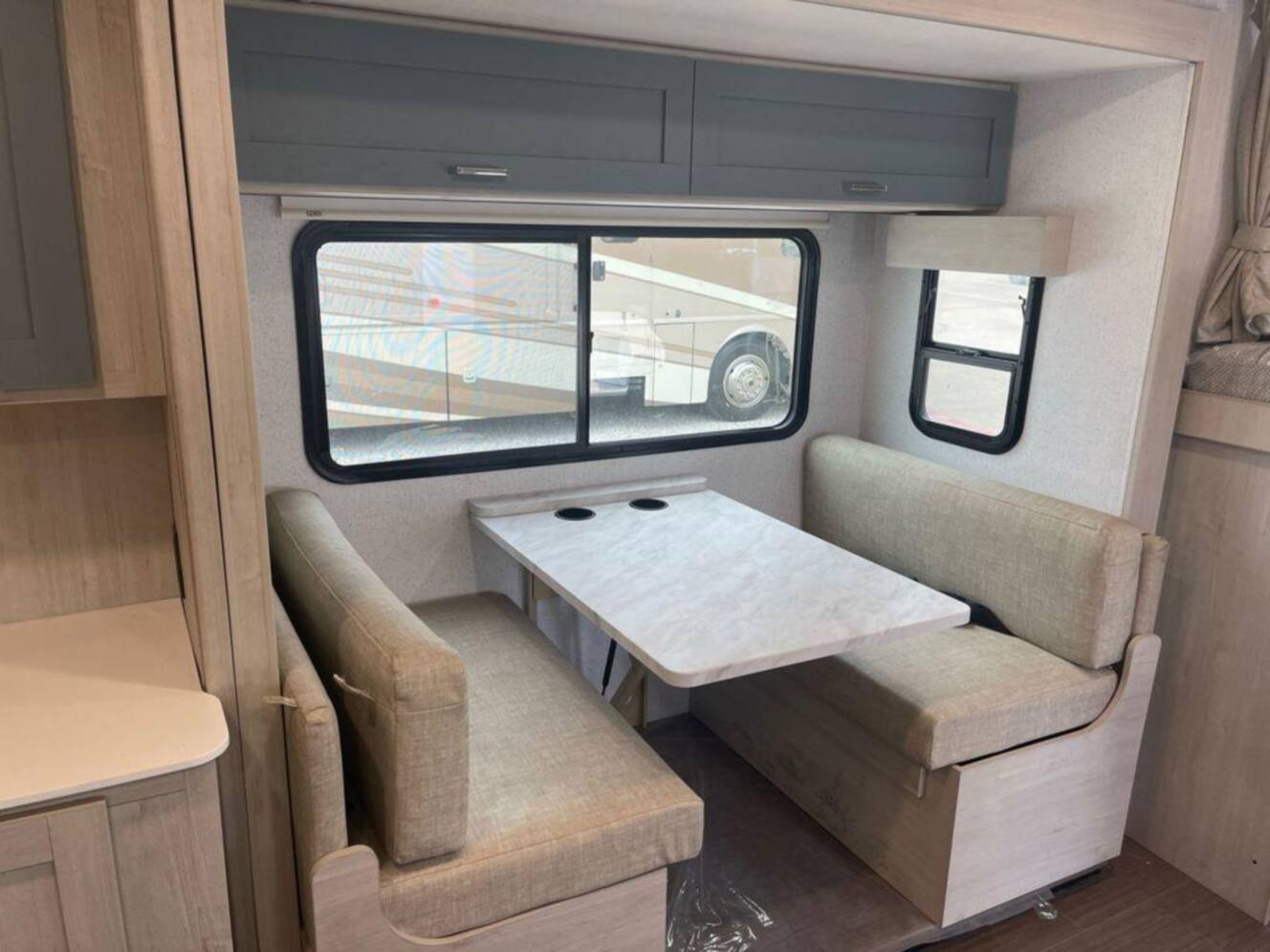 A photo of this 2026 Winnebago Sunflyer 28MB