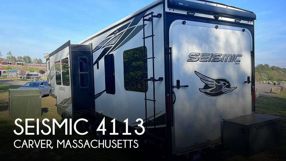 2021 Jayco Seismic 4113 Fifth Wheel Toy Hauler RV