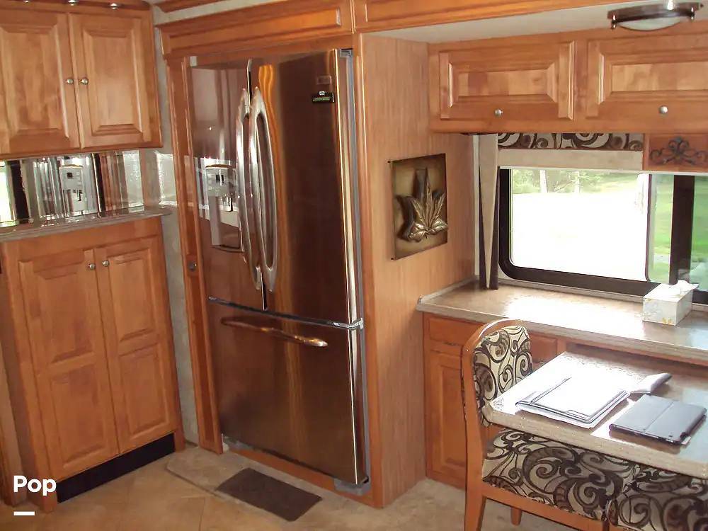 2010 Tiffin Phaeton 40QTH in swanville MN