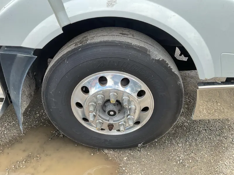 2018 VOLVO VNL300
