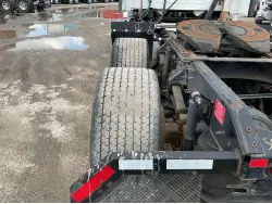 2018 VOLVO VNL300