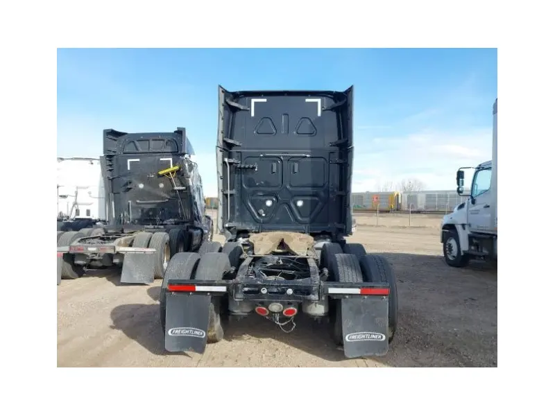 2024 FREIGHTLINER CASCADIA 126