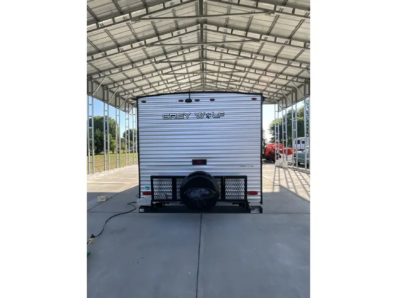 2022 FOREST RIVER CHEROKEE GREY WOLF 22MKSE
