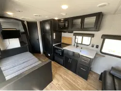 2022 FOREST RIVER CHEROKEE GREY WOLF 22MKSE
