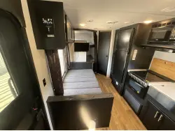 2022 FOREST RIVER CHEROKEE GREY WOLF 22MKSE