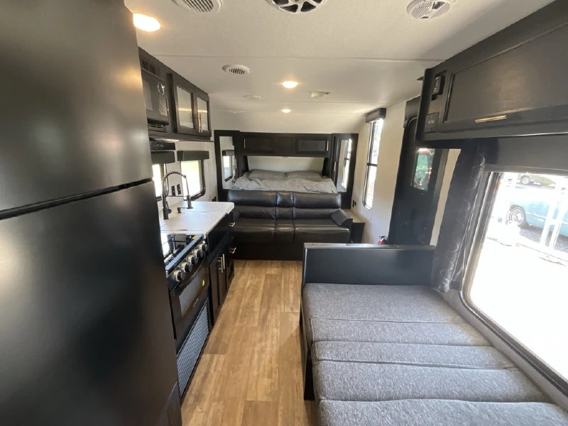 2022 FOREST RIVER CHEROKEE GREY WOLF 22MKSE