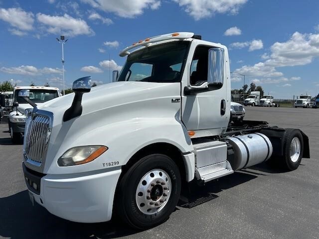 2018 INTERNATIONAL LT in Turlock, CA
