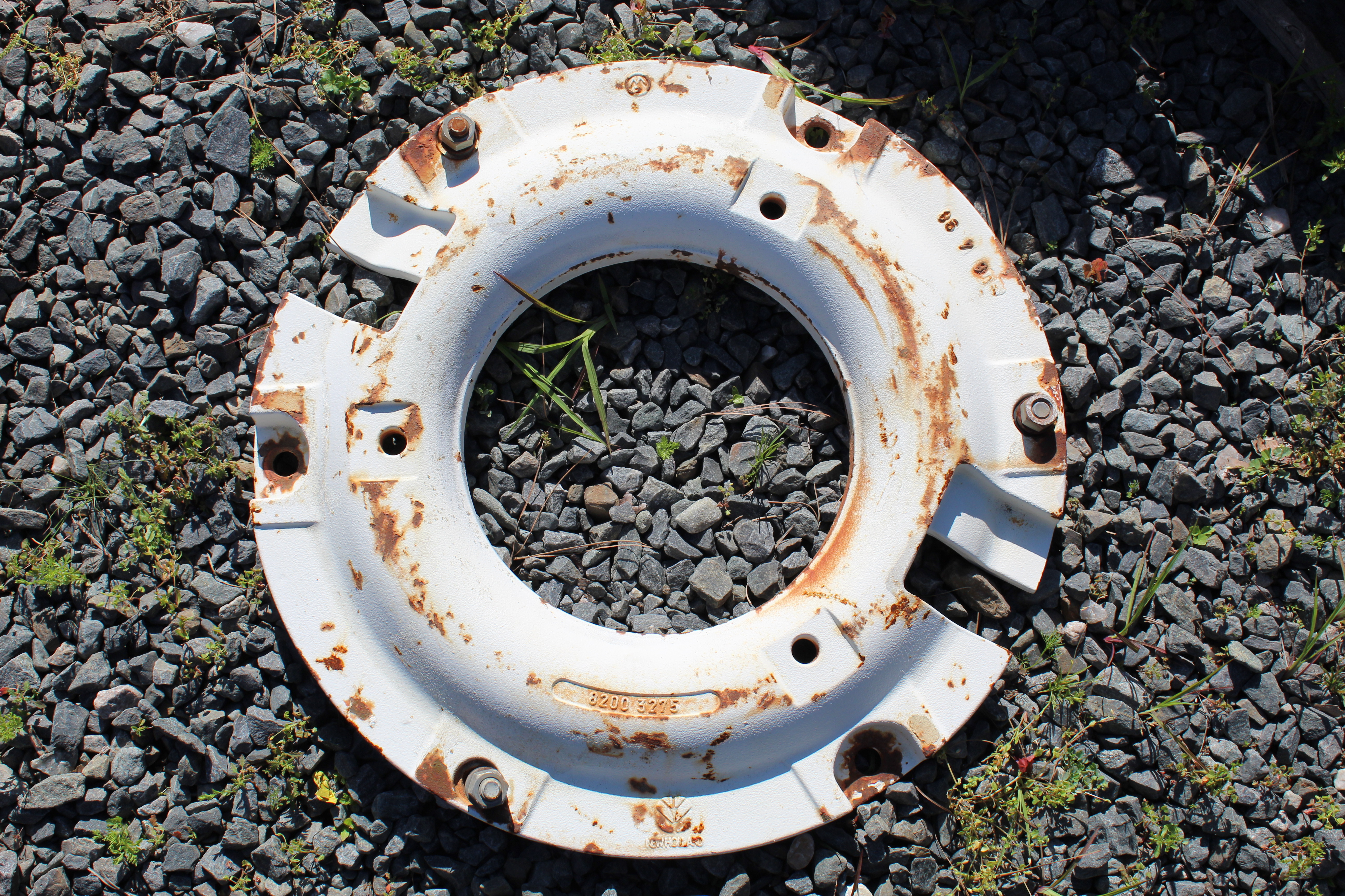 FORD/NEW HOLLAND Rear Wheel Weights 8200 3275 in Accomac, VA