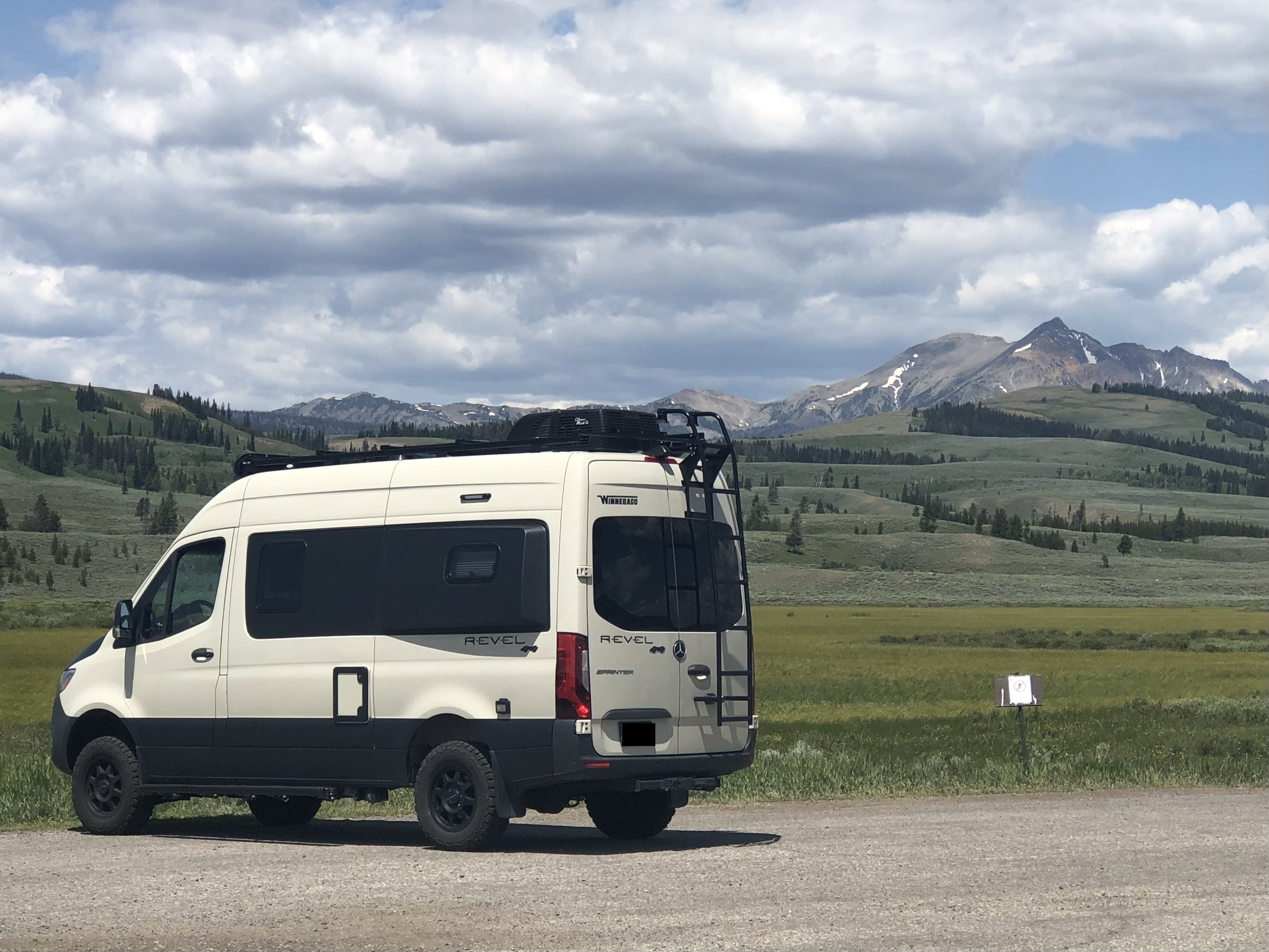 2024 Winnebago REVEL 44E RV