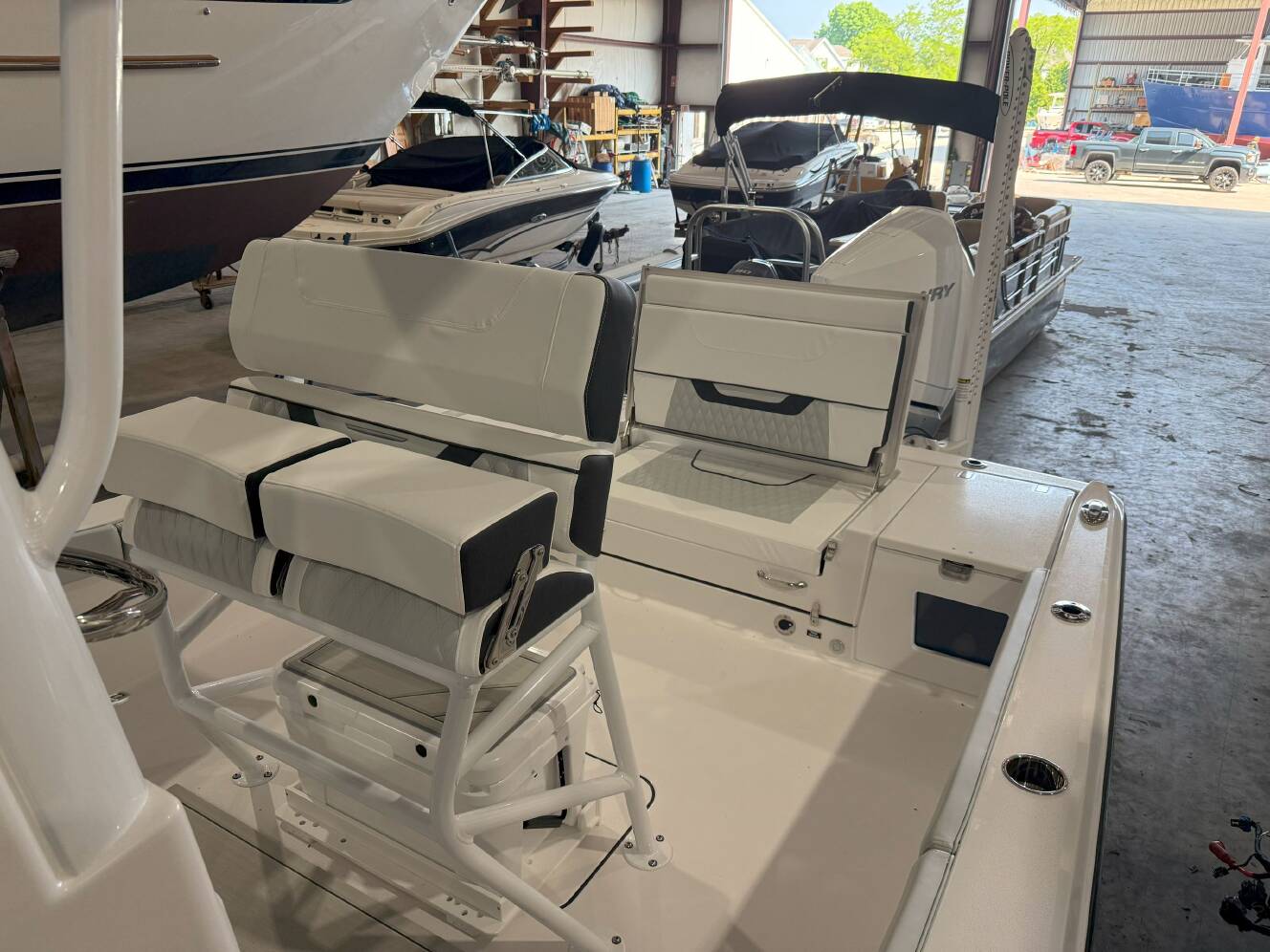 A photo of this 2026 Blackfin 242HB