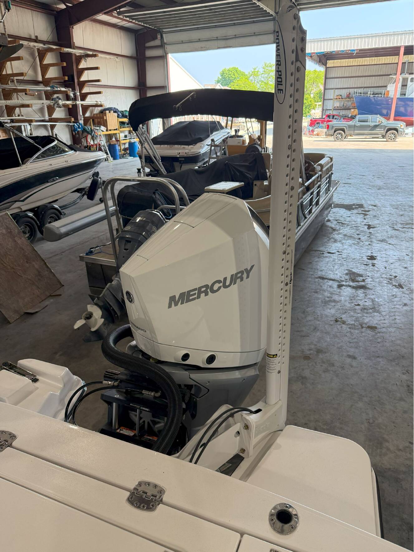 A photo of this 2026 Blackfin 242HB