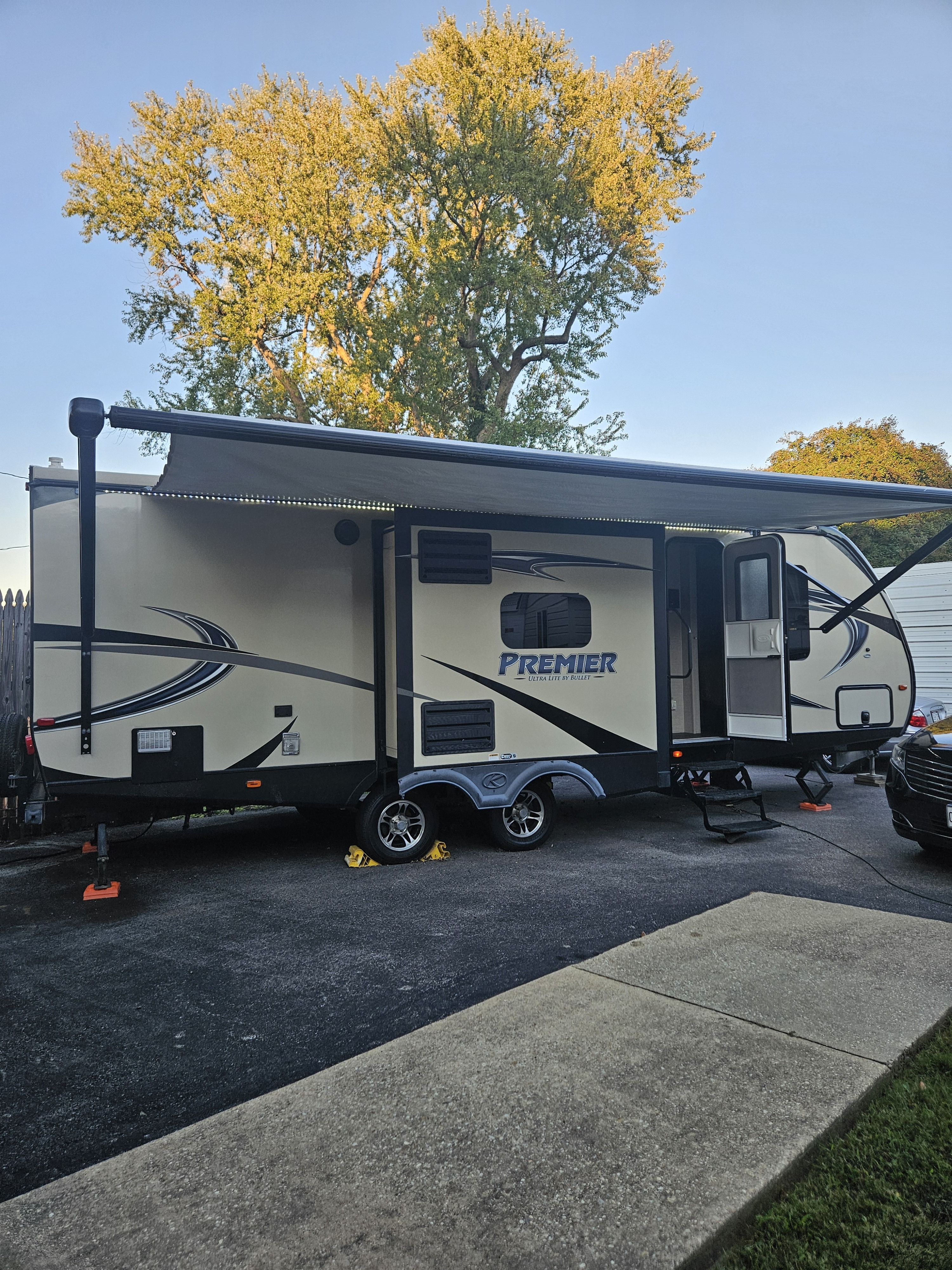 2016 Keystone BULLET PREMIER ULTRA LIGHT 26RBPR RV
