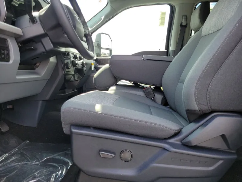 2026 FORD F250