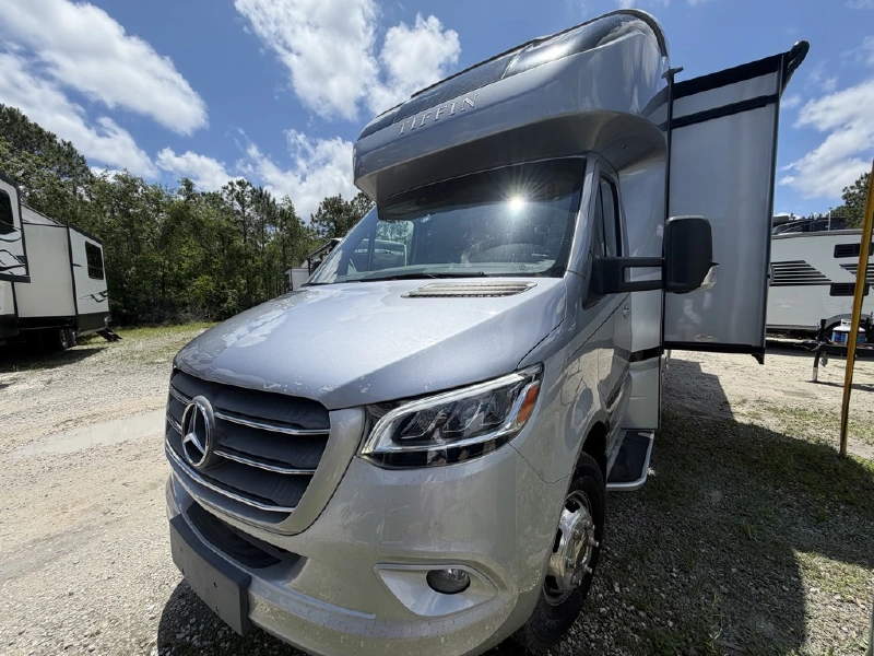 2020 TIFFIN MOTORHOMES WAYFARER 24 BW