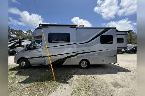 2020 Tiffin Motorhomes WAYFARER 24 BW in st. augustine FL