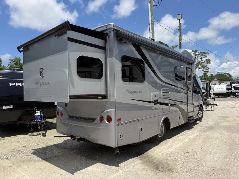 2020 TIFFIN MOTORHOMES WAYFARER 24 BW