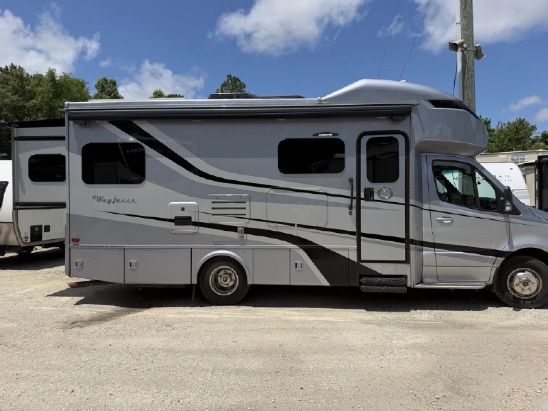 2020 TIFFIN MOTORHOMES WAYFARER 24 BW