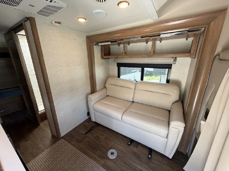 2020 TIFFIN MOTORHOMES WAYFARER 24 BW