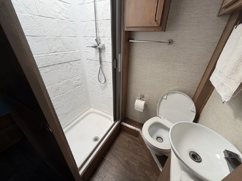 2020 TIFFIN MOTORHOMES WAYFARER 24 BW
