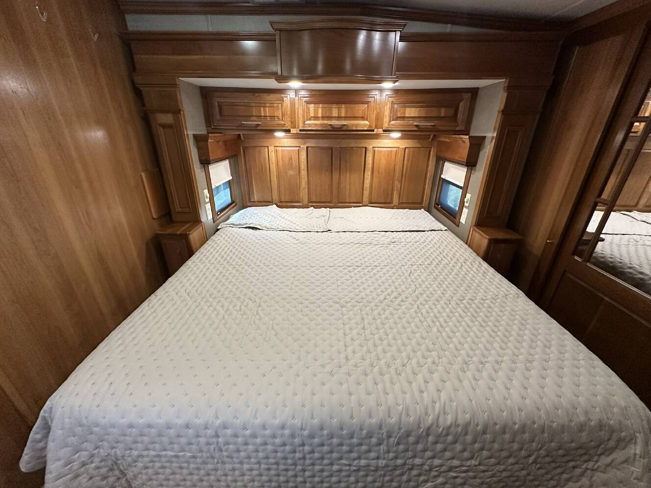 A photo of this 2018 DRV MOBILE SUITES 38RSSA