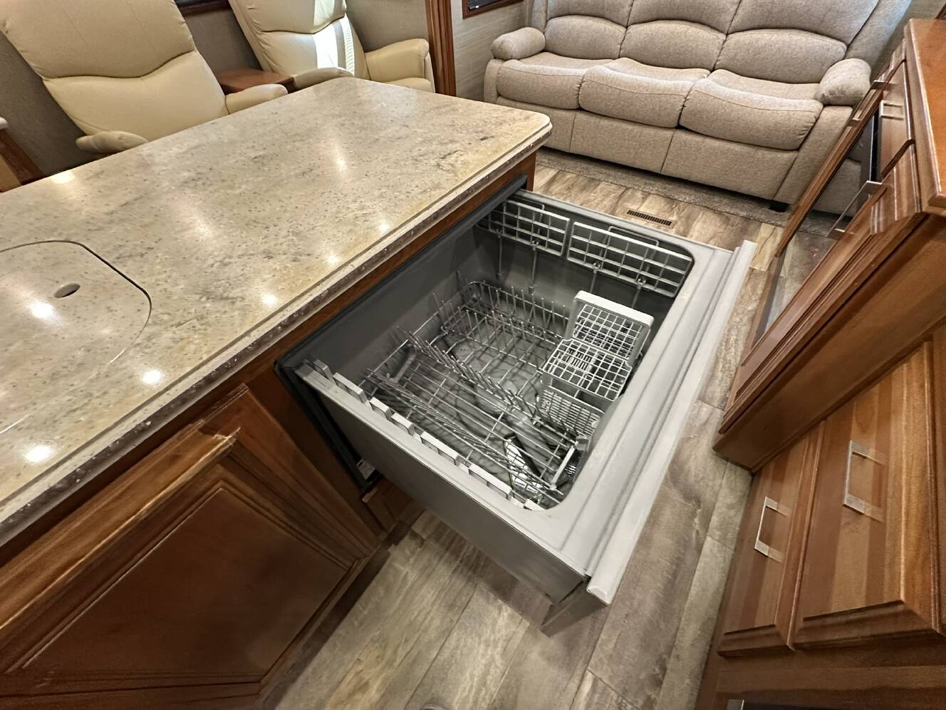 A photo of this 2018 DRV MOBILE SUITES 38RSSA