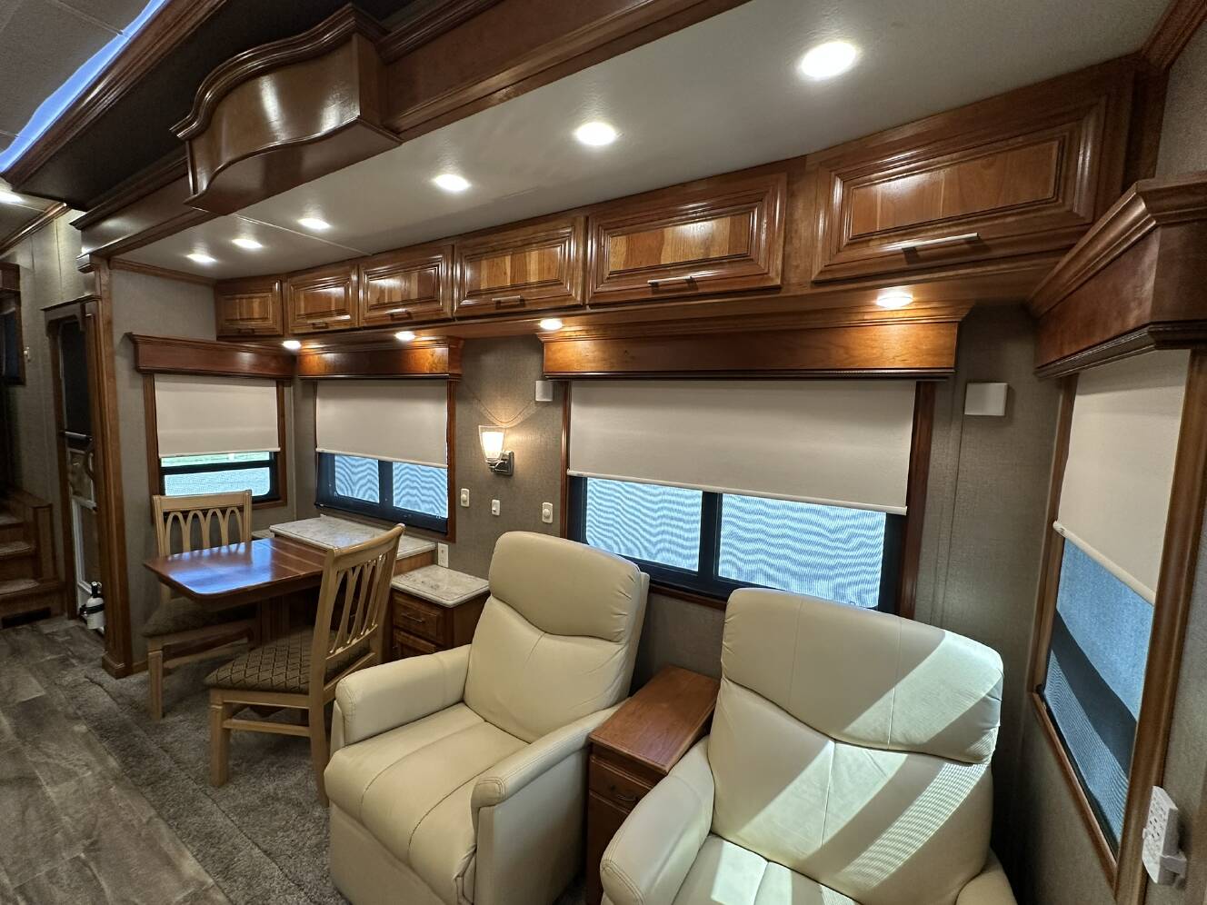 A photo of this 2018 DRV MOBILE SUITES 38RSSA