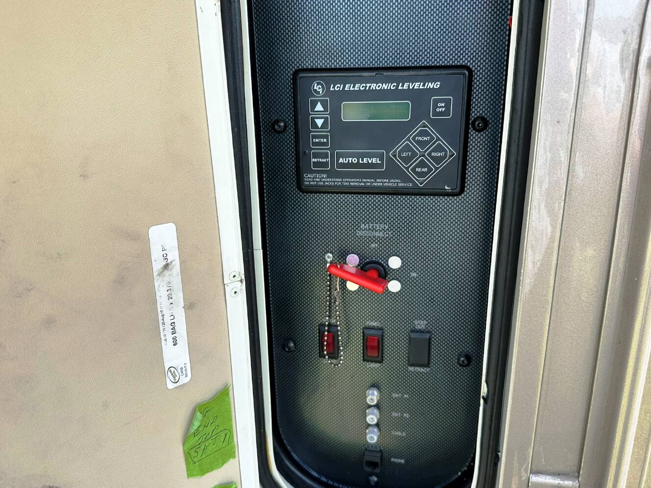 A photo of this 2018 DRV MOBILE SUITES 38RSSA