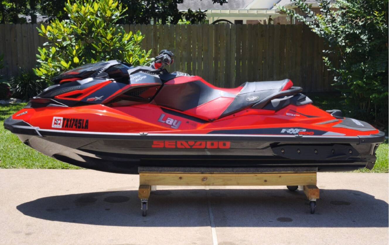 A photo of this 2016 Sea-Doo RXP X 300