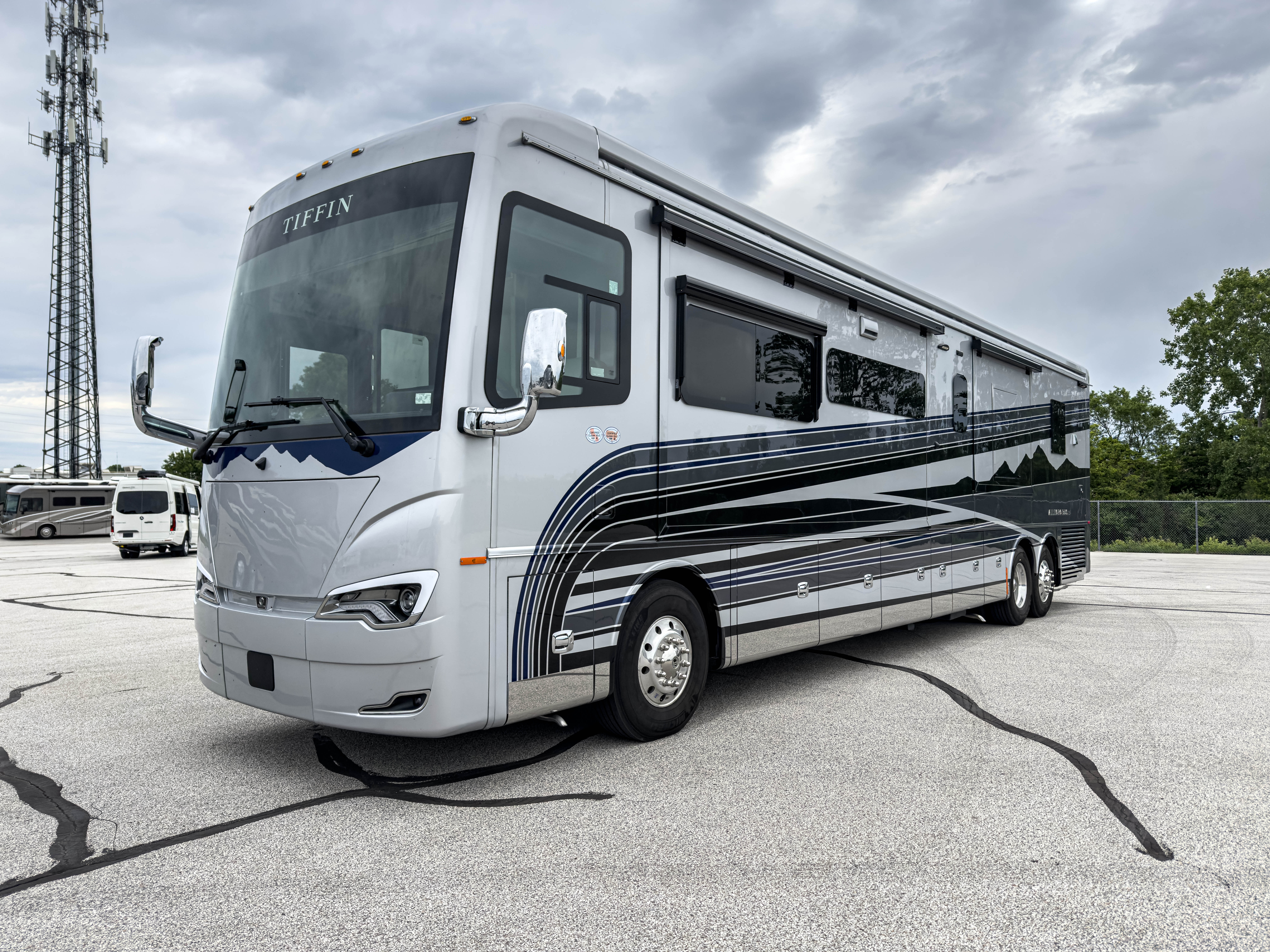 2026 Tiffin Allegro Bus 45BTP Class A Diesel Motorhome - Diesel Pusher RV