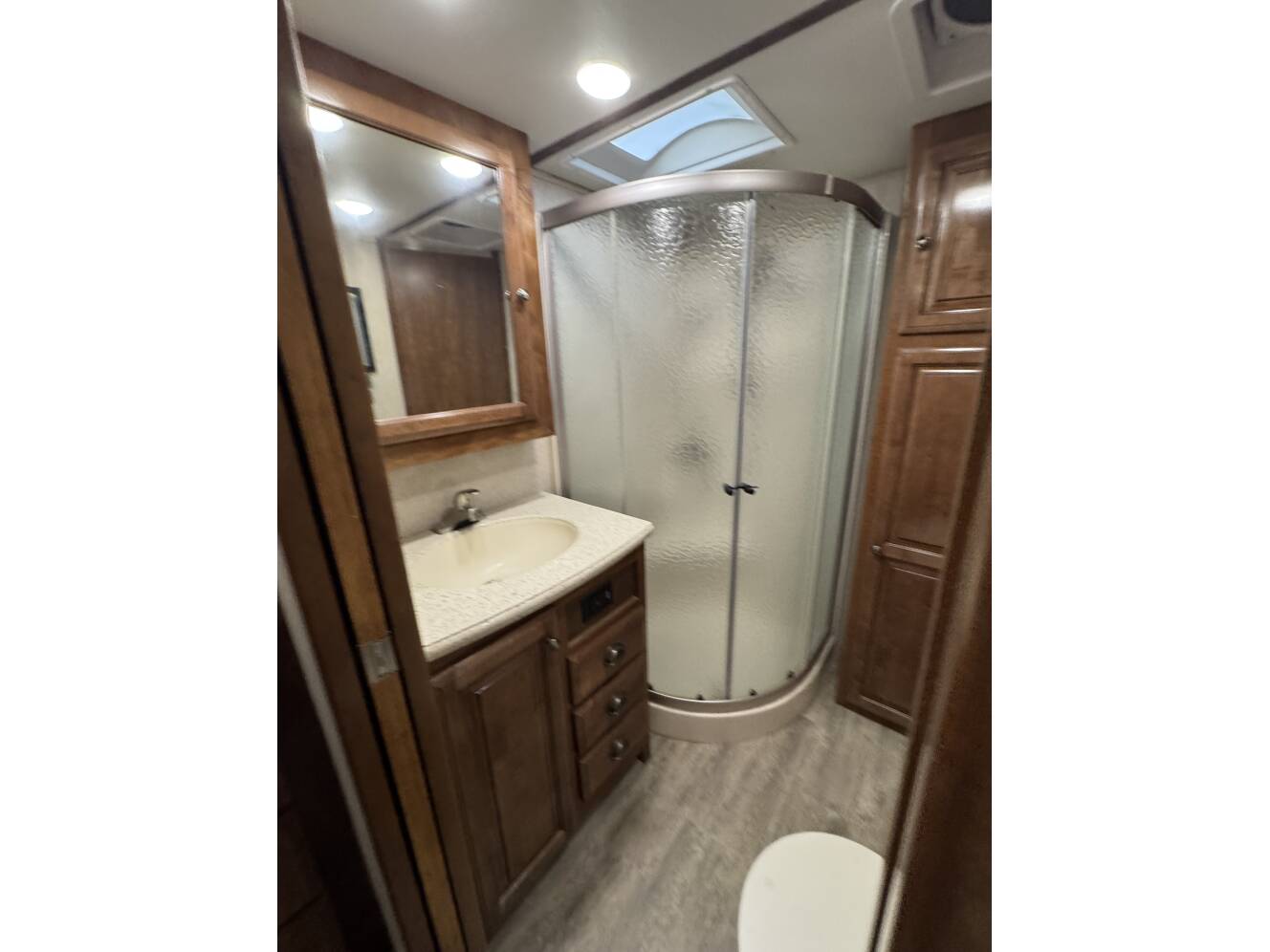 A photo of this 2017 Redwood REDWOOD 3821RL