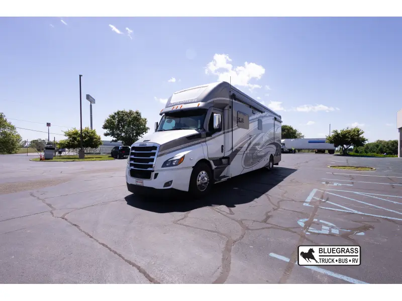 2024 RENEGADE EXPLORER 38EMB