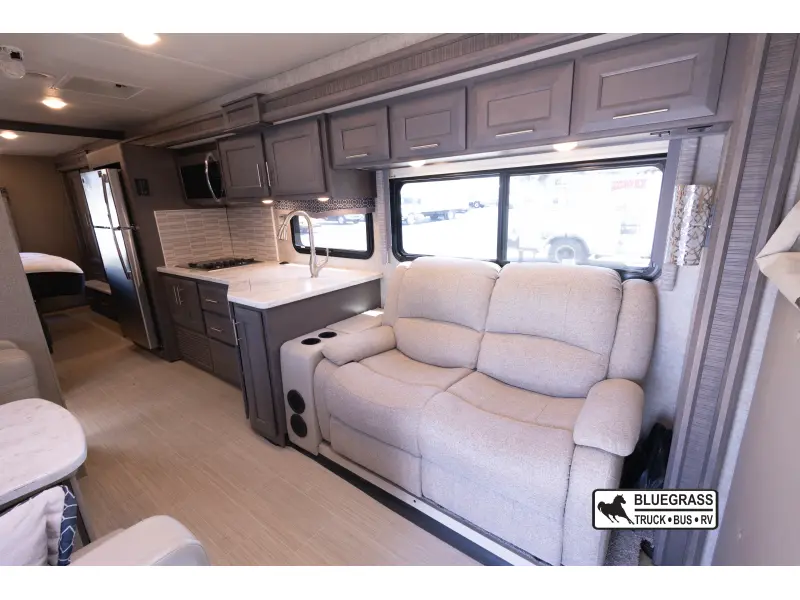 2021 THOR MOTOR COACH MAGNITUDE SV34
