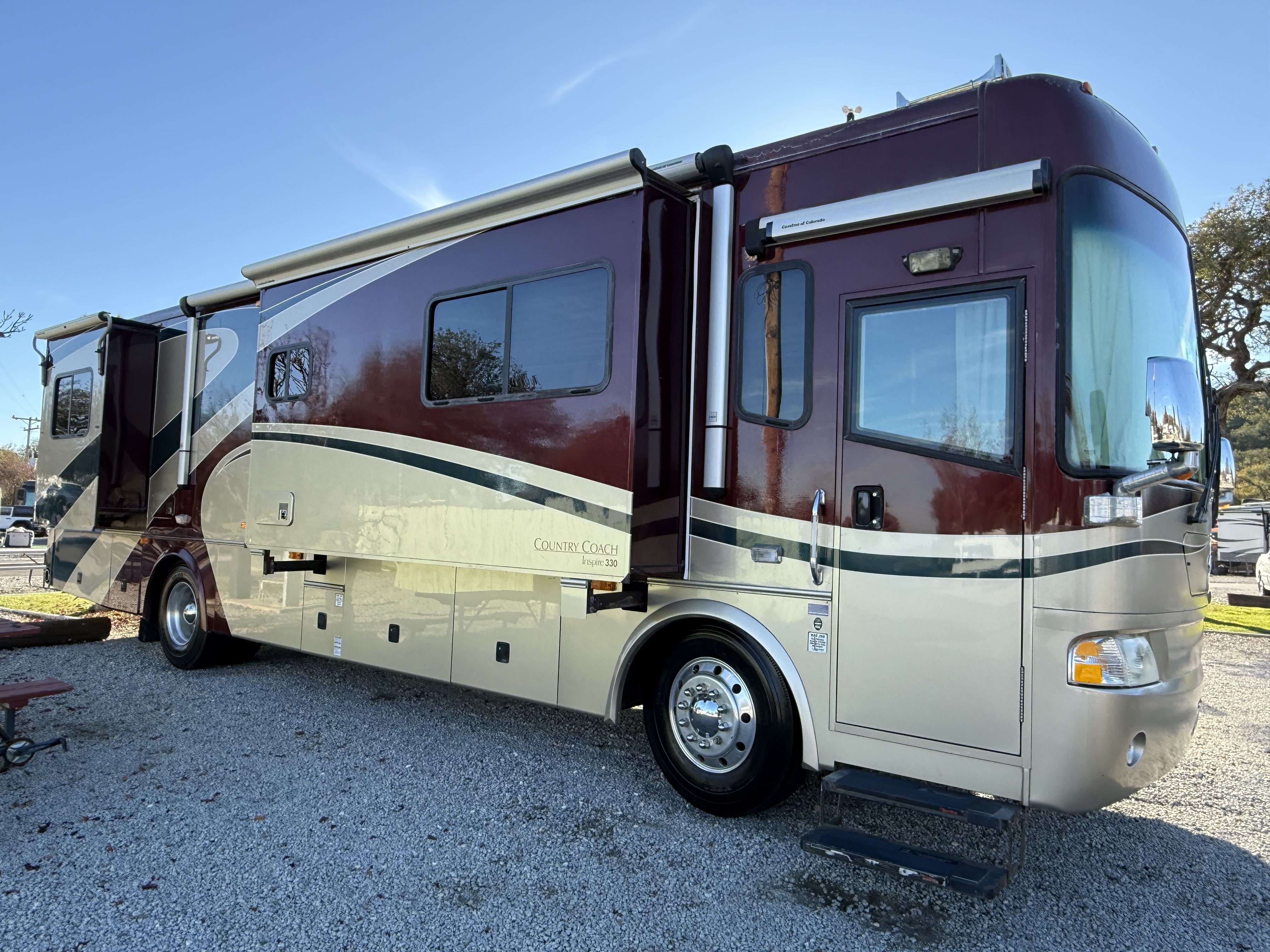 2005 Country Coach INSPIRE 330 in arroyo grande CA