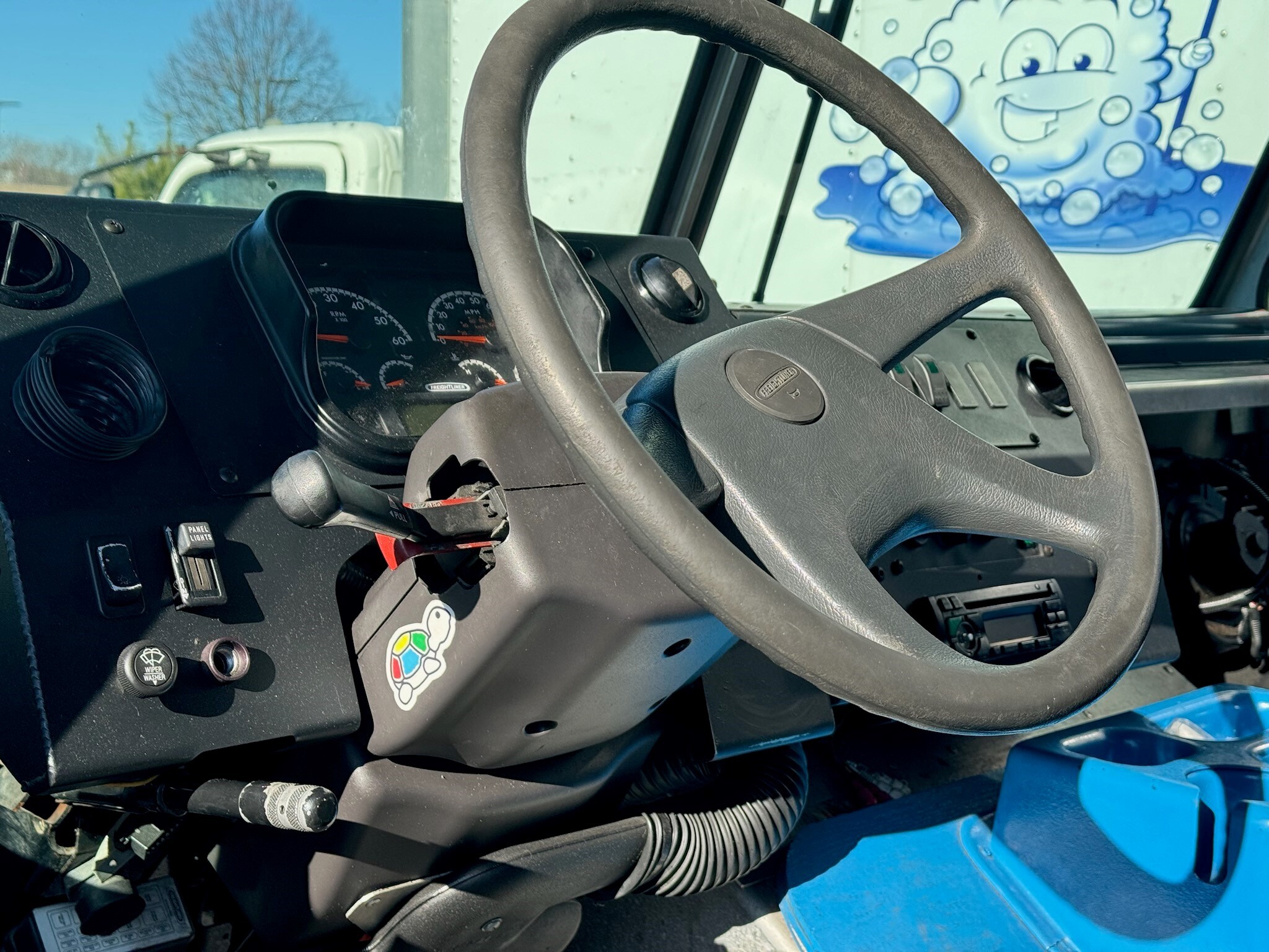 2014 FREIGHTLINER Mt55 in Hauppauge, NY