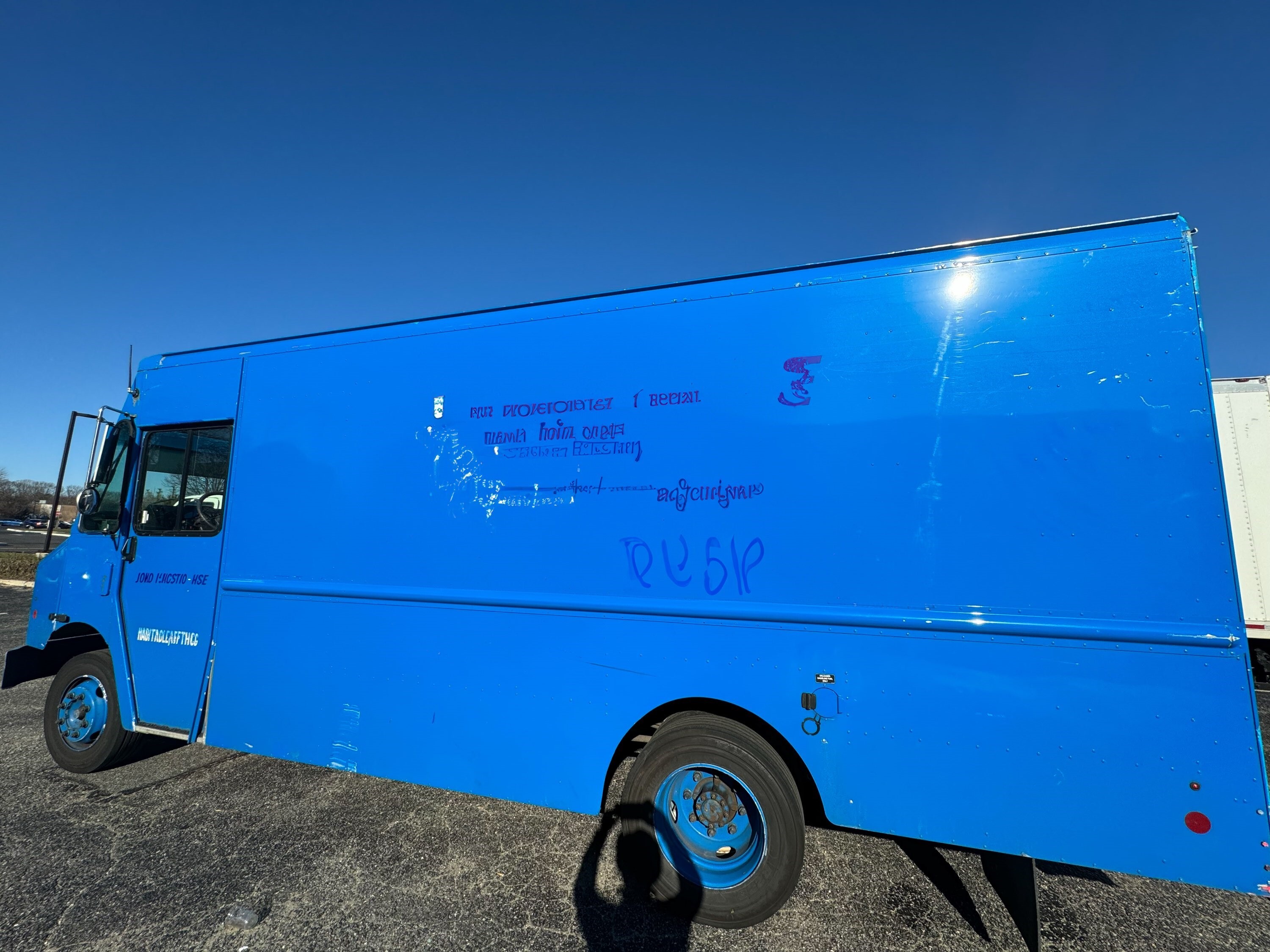 2014 FREIGHTLINER Mt55 in Hauppauge, NY