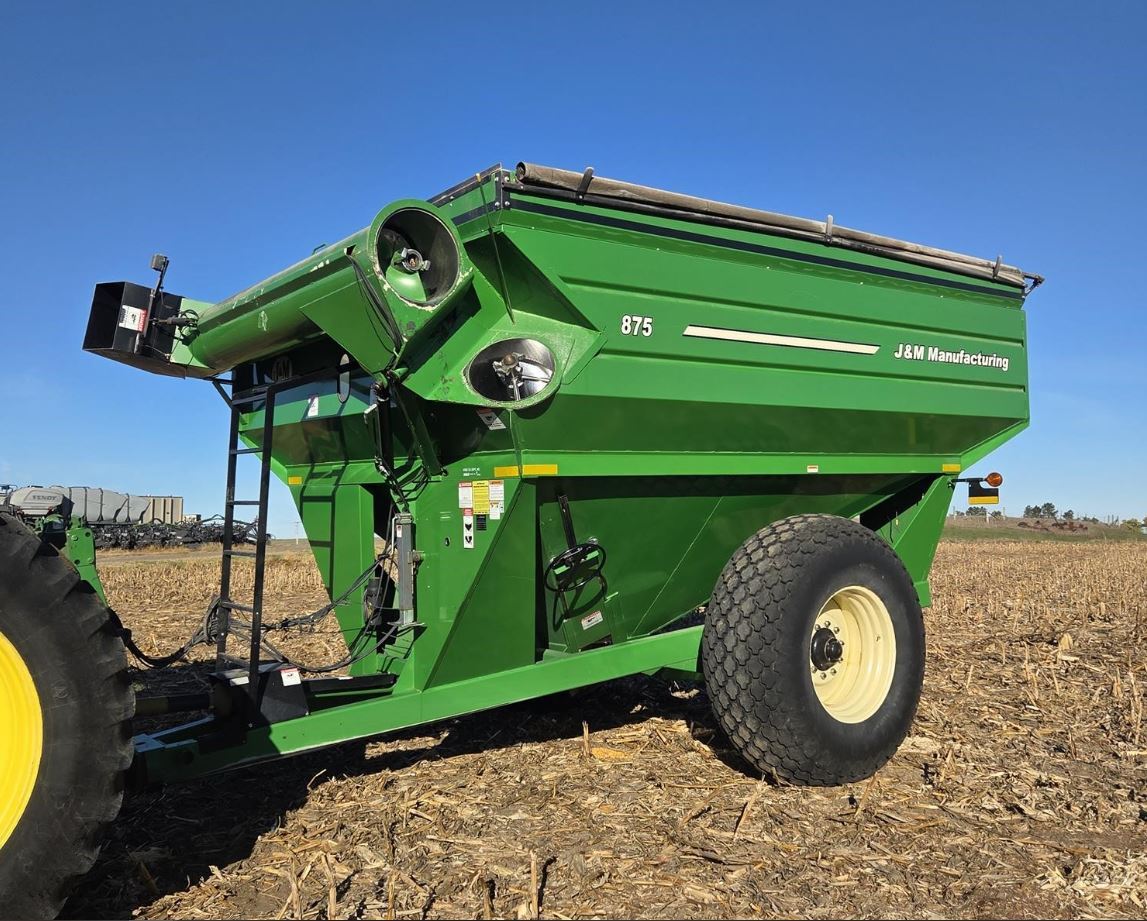J&M 875-18 in Pickrell, NE