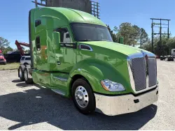 2017 KENWORTH CONSTRUCTION
