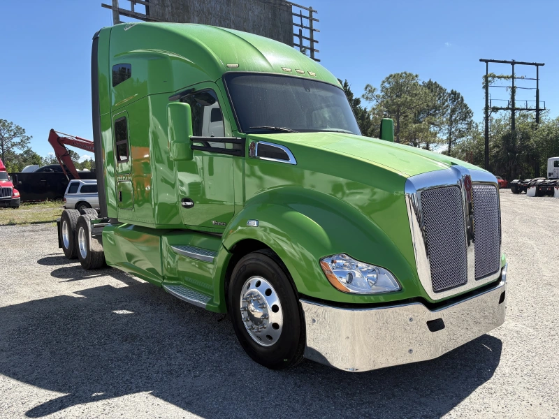 2017 KENWORTH CONSTRUCTION