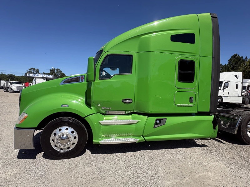 2017 KENWORTH CONSTRUCTION