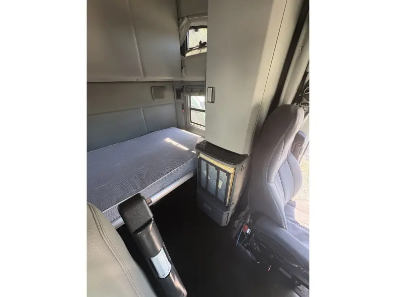 2017 KENWORTH CONSTRUCTION