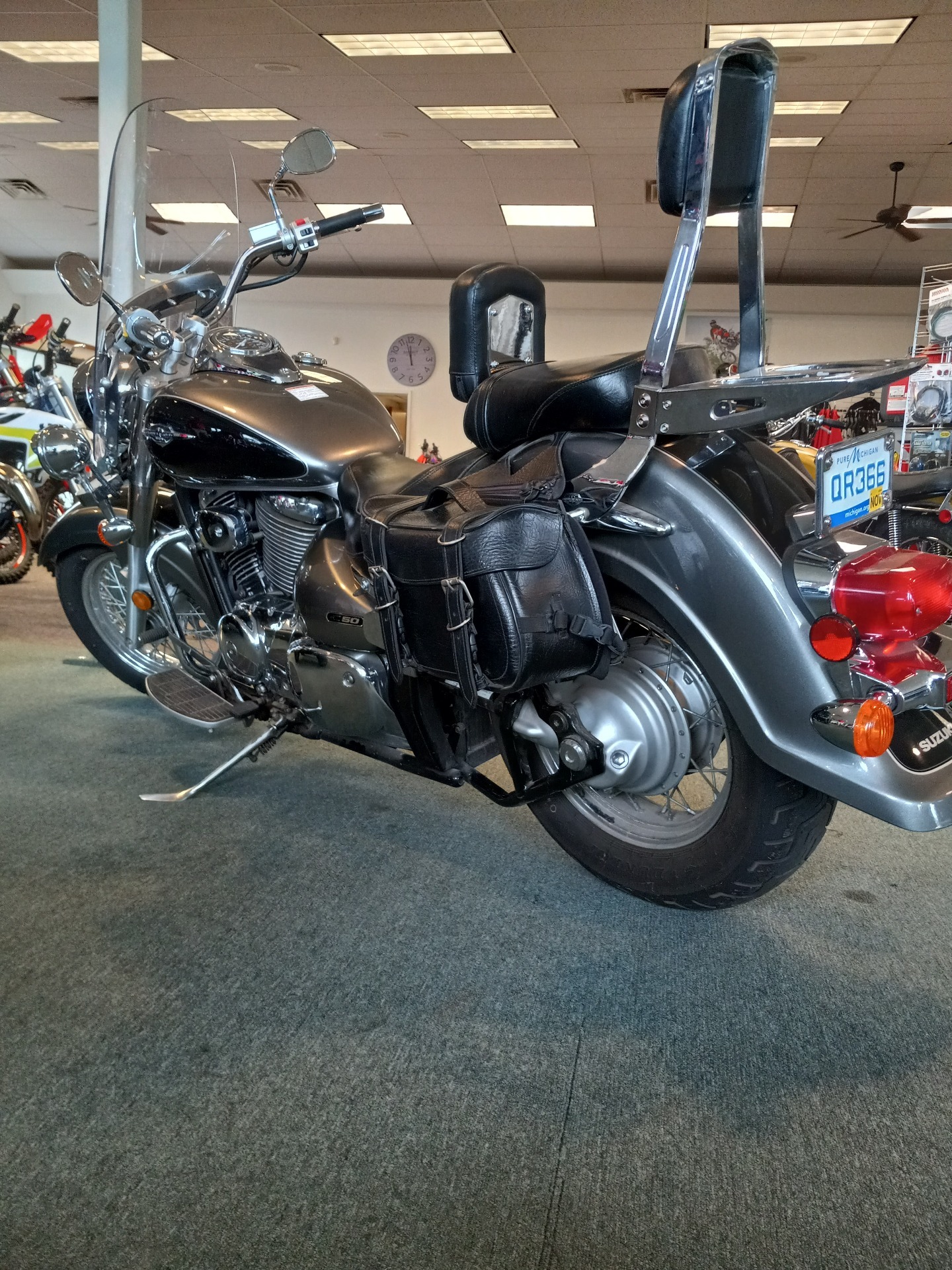 2005 Suzuki Boulevard C50 Black in escanaba MI