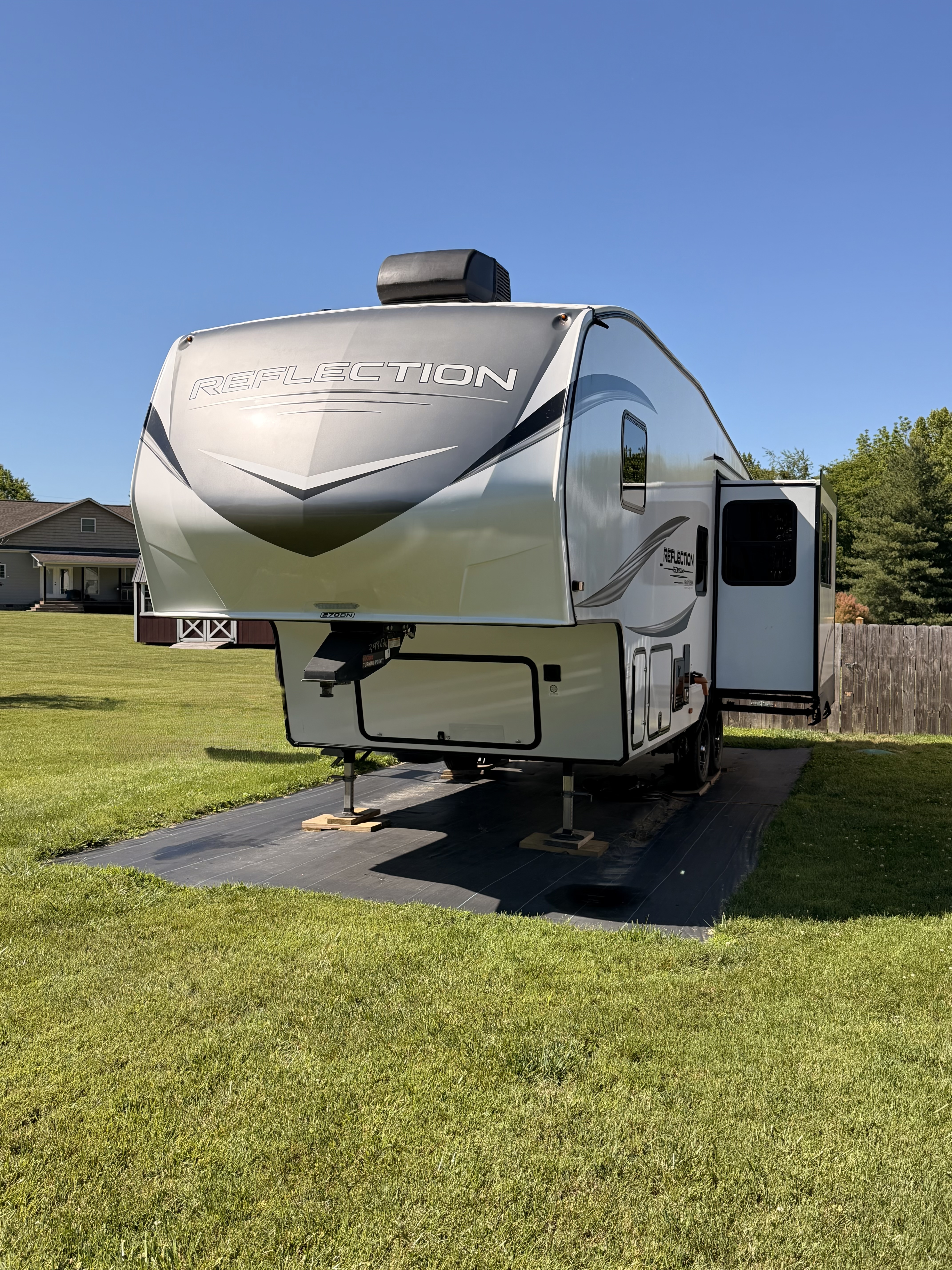 2024 Grand Design REFLECTION 150 SERIES 270BN RV