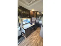 2018 THOR MOTOR COACH Synergy 24TT