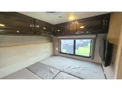 2018 THOR MOTOR COACH Synergy 24TT