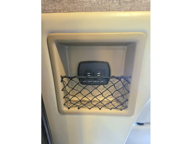 2018 THOR MOTOR COACH Synergy 24TT